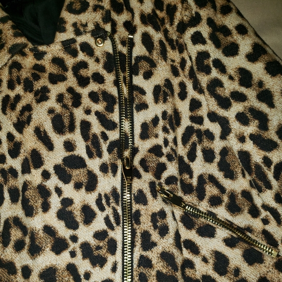Leopard Print Jacket - Picture 4 of 5